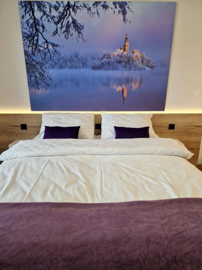 Bed & Breakfast Rezidenca Pipanova Ljubljana Exteriör bild