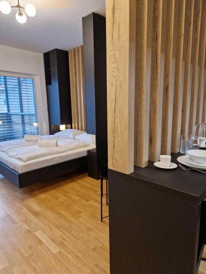 Bed & Breakfast Rezidenca Pipanova Ljubljana Exteriör bild